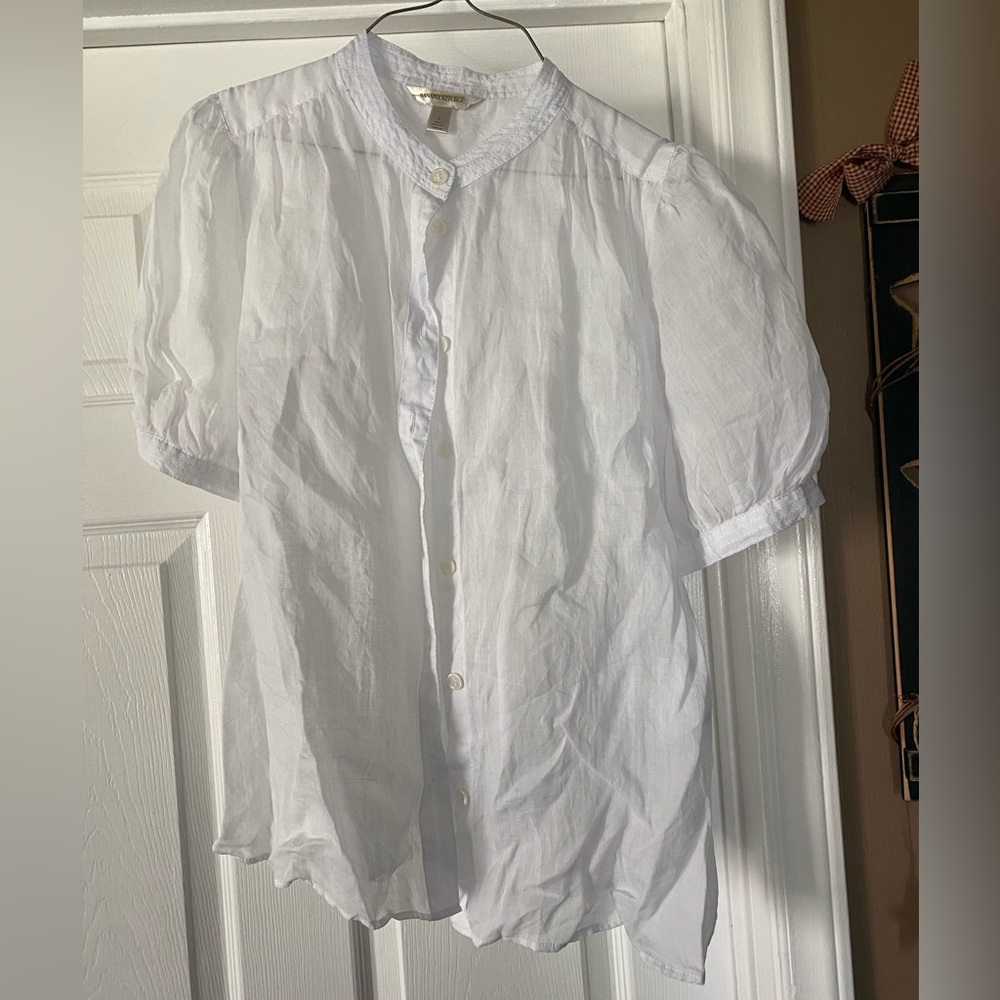 Pure White Banana Republic s/s blouse (L)